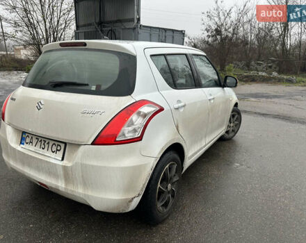 Белый Сузуки Свифт, объемом двигателя 1.24 л и пробегом 147 тыс. км за 5150 $, фото 8 на Automoto.ua