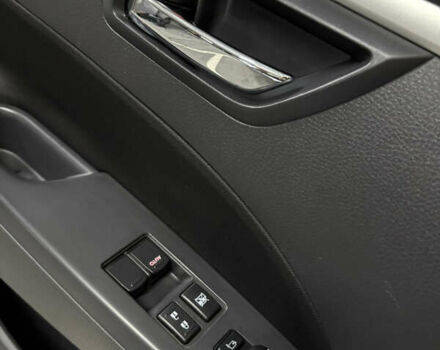 Сузуки Свифт 2014 в Киеве на Automoto.ua Белый Сузуки Свифт, объемом двигателя 1.6 л и пробегом 97 тыс. км за 7350 $, фото 18 на Automoto.ua