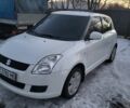 Білий Сузукі Свифт, об'ємом двигуна 0 л та пробігом 190 тис. км за 4800 $, фото 1 на Automoto.ua