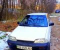 Белый Сузуки Свифт, объемом двигателя 13 л и пробегом 200 тыс. км за 1200 $, фото 1 на Automoto.ua