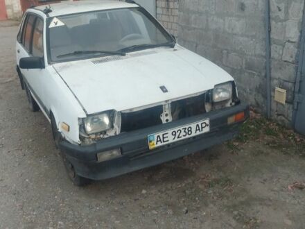 Сузуки Свифт 1987 в Новомосковске на Automoto.ua Белый Сузуки Свифт, объемом двигателя 1 л и пробегом 2 тыс. км за 12500 $, фото 1 на Automoto.ua
