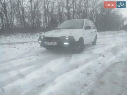 Белый Сузуки Свифт, объемом двигателя 1.3 л и пробегом 350 тыс. км за 2000 $, фото 1 на Automoto.ua