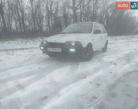 Білий Сузукі Свифт, об'ємом двигуна 1.3 л та пробігом 350 тис. км за 2000 $, фото 1 на Automoto.ua