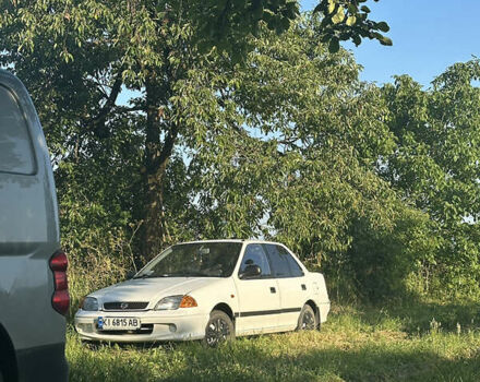 Белый Сузуки Свифт, объемом двигателя 1.3 л и пробегом 236 тыс. км за 2100 $, фото 1 на Automoto.ua