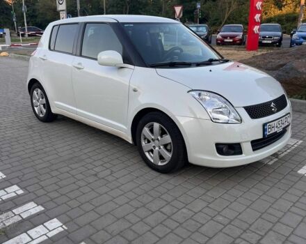 Білий Сузукі Свифт, об'ємом двигуна 1.5 л та пробігом 237 тис. км за 5900 $, фото 1 на Automoto.ua