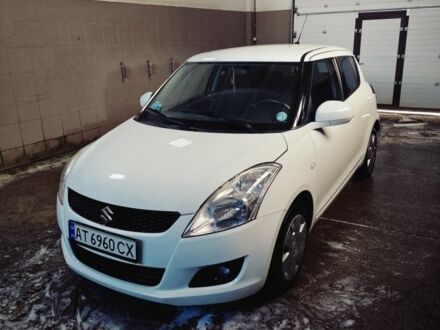 Белый Сузуки Свифт, объемом двигателя 1.2 л и пробегом 84 тыс. км за 7199 $, фото 1 на Automoto.ua