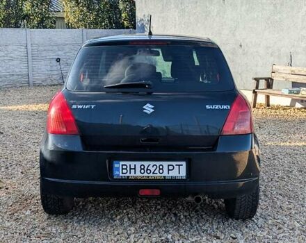 Черный Сузуки Свифт, объемом двигателя 1.49 л и пробегом 145 тыс. км за 5200 $, фото 6 на Automoto.ua