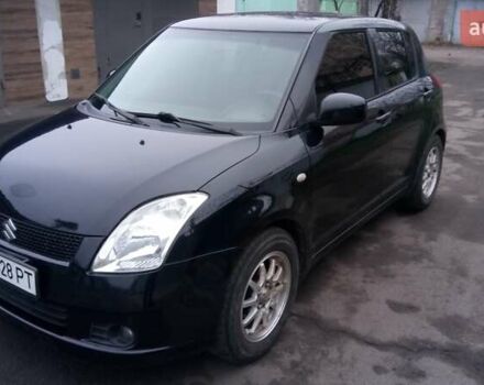 Черный Сузуки Свифт, объемом двигателя 1.49 л и пробегом 146 тыс. км за 5000 $, фото 4 на Automoto.ua