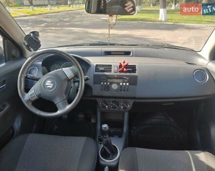 Сузуки Свифт 2007 в Подольск (Котовск) на Automoto.ua Черный Сузуки Свифт, объемом двигателя 1.3 л и пробегом 152 тыс. км за 5500 $, фото 26 на Automoto.ua