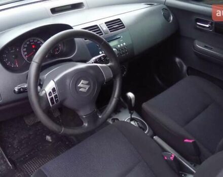 Черный Сузуки Свифт, объемом двигателя 1.49 л и пробегом 146 тыс. км за 5000 $, фото 15 на Automoto.ua