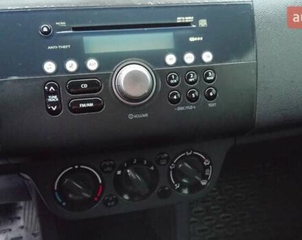 Черный Сузуки Свифт, объемом двигателя 1.49 л и пробегом 146 тыс. км за 5000 $, фото 18 на Automoto.ua