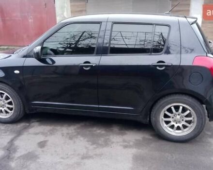 Черный Сузуки Свифт, объемом двигателя 1.49 л и пробегом 146 тыс. км за 5000 $, фото 1 на Automoto.ua