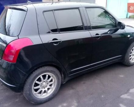 Черный Сузуки Свифт, объемом двигателя 1.49 л и пробегом 146 тыс. км за 5000 $, фото 5 на Automoto.ua