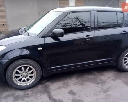 Черный Сузуки Свифт, объемом двигателя 1.49 л и пробегом 146 тыс. км за 5000 $, фото 3 на Automoto.ua