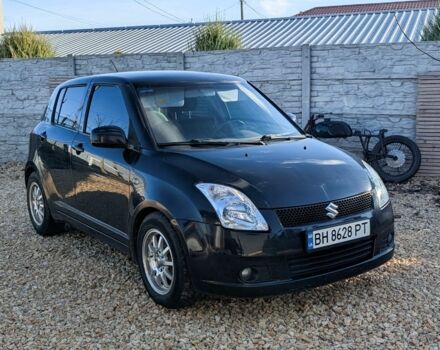 Черный Сузуки Свифт, объемом двигателя 1.5 л и пробегом 145 тыс. км за 5200 $, фото 4 на Automoto.ua