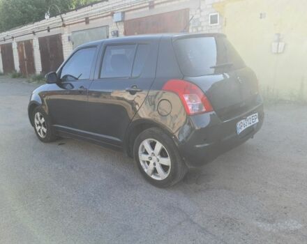 Черный Сузуки Свифт, объемом двигателя 1.5 л и пробегом 999 тыс. км за 3000 $, фото 3 на Automoto.ua