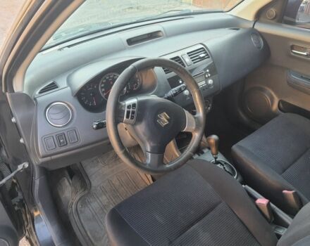 Черный Сузуки Свифт, объемом двигателя 1.5 л и пробегом 999 тыс. км за 3000 $, фото 7 на Automoto.ua