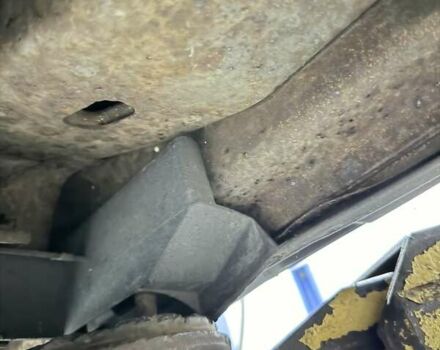 Чорний Сузукі Свифт, об'ємом двигуна 1.33 л та пробігом 327 тис. км за 3800 $, фото 26 на Automoto.ua