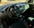 Черный Сузуки Свифт, объемом двигателя 1.33 л и пробегом 234 тыс. км за 3750 $, фото 8 на Automoto.ua