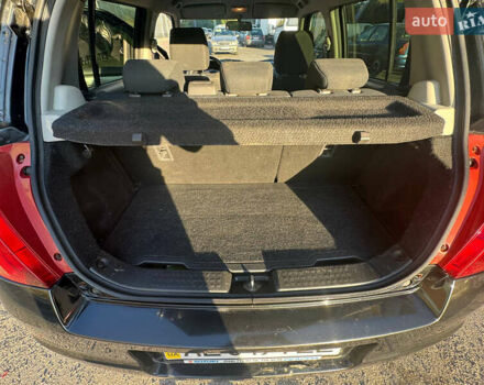 Черный Сузуки Свифт, объемом двигателя 1.33 л и пробегом 85 тыс. км за 6000 $, фото 18 на Automoto.ua