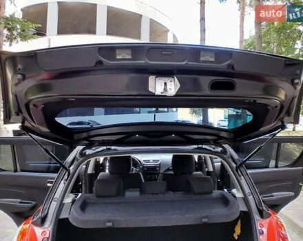 Чорний Сузукі Свифт, об'ємом двигуна 1.24 л та пробігом 126 тис. км за 8300 $, фото 53 на Automoto.ua