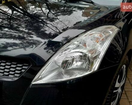 Чорний Сузукі Свифт, об'ємом двигуна 1.24 л та пробігом 126 тис. км за 8300 $, фото 6 на Automoto.ua