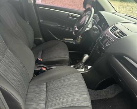 Черный Сузуки Свифт, объемом двигателя 1.24 л и пробегом 103 тыс. км за 10200 $, фото 13 на Automoto.ua