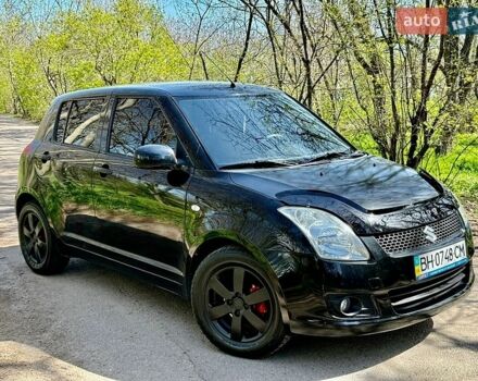 Черный Сузуки Свифт, объемом двигателя 1.33 л и пробегом 150 тыс. км за 4500 $, фото 1 на Automoto.ua