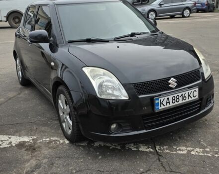 Черный Сузуки Свифт, объемом двигателя 1.3 л и пробегом 250 тыс. км за 3999 $, фото 1 на Automoto.ua