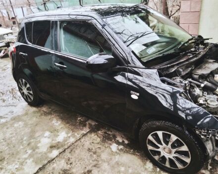 Чорний Сузукі Свифт, об'ємом двигуна 1.3 л та пробігом 288 тис. км за 3600 $, фото 1 на Automoto.ua