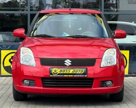 Красный Сузуки Свифт, объемом двигателя 1.3 л и пробегом 178 тыс. км за 5500 $, фото 1 на Automoto.ua