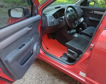 Красный Сузуки Свифт, объемом двигателя 1.33 л и пробегом 183 тыс. км за 5300 $, фото 5 на Automoto.ua