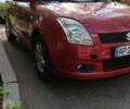 Красный Сузуки Свифт, объемом двигателя 1.3 л и пробегом 180 тыс. км за 4650 $, фото 2 на Automoto.ua
