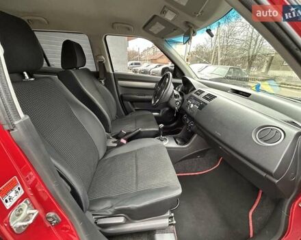 Красный Сузуки Свифт, объемом двигателя 1.33 л и пробегом 178 тыс. км за 3999 $, фото 19 на Automoto.ua