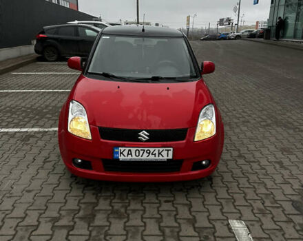 Червоний Сузукі Свифт, об'ємом двигуна 1.49 л та пробігом 215 тис. км за 5800 $, фото 2 на Automoto.ua