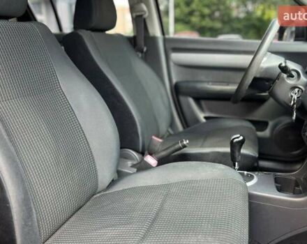 Красный Сузуки Свифт, объемом двигателя 1.33 л и пробегом 178 тыс. км за 5500 $, фото 16 на Automoto.ua