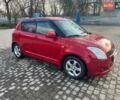 Красный Сузуки Свифт, объемом двигателя 1.33 л и пробегом 170 тыс. км за 5000 $, фото 1 на Automoto.ua