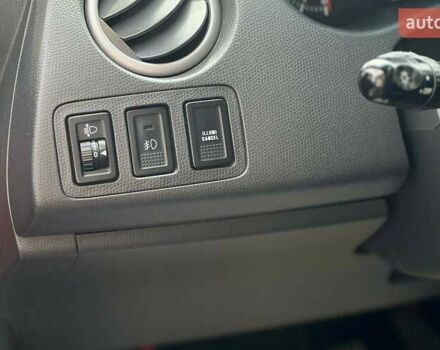 Красный Сузуки Свифт, объемом двигателя 1.33 л и пробегом 178 тыс. км за 5500 $, фото 9 на Automoto.ua