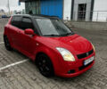 Червоний Сузукі Свифт, об'ємом двигуна 1.49 л та пробігом 215 тис. км за 5800 $, фото 4 на Automoto.ua
