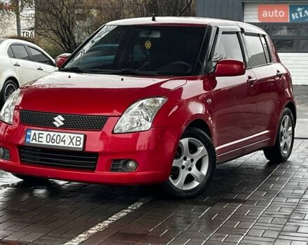 Красный Сузуки Свифт, объемом двигателя 1.3 л и пробегом 260 тыс. км за 4500 $, фото 1 на Automoto.ua