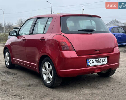 Красный Сузуки Свифт, объемом двигателя 1.3 л и пробегом 175 тыс. км за 5200 $, фото 3 на Automoto.ua
