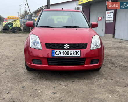 Красный Сузуки Свифт, объемом двигателя 1.3 л и пробегом 175 тыс. км за 5200 $, фото 10 на Automoto.ua