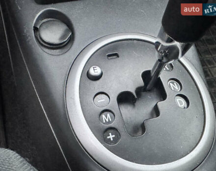 Красный Сузуки Свифт, объемом двигателя 1.3 л и пробегом 175 тыс. км за 5200 $, фото 12 на Automoto.ua