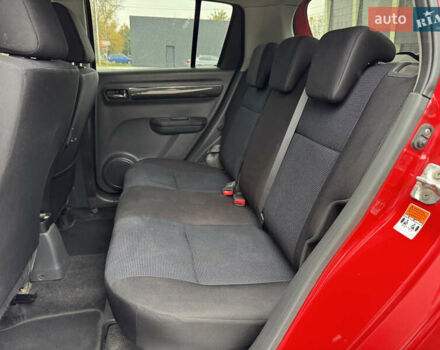 Червоний Сузукі Свифт, об'ємом двигуна 1.49 л та пробігом 160 тис. км за 5300 $, фото 25 на Automoto.ua