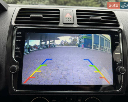 Красный Сузуки Свифт, объемом двигателя 1.49 л и пробегом 160 тыс. км за 5300 $, фото 42 на Automoto.ua