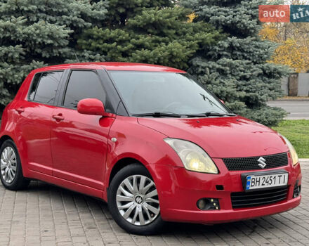 Красный Сузуки Свифт, объемом двигателя 1.49 л и пробегом 160 тыс. км за 5300 $, фото 9 на Automoto.ua