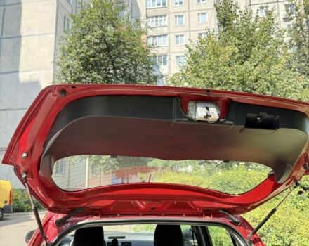 Красный Сузуки Свифт, объемом двигателя 1.5 л и пробегом 255 тыс. км за 5600 $, фото 7 на Automoto.ua