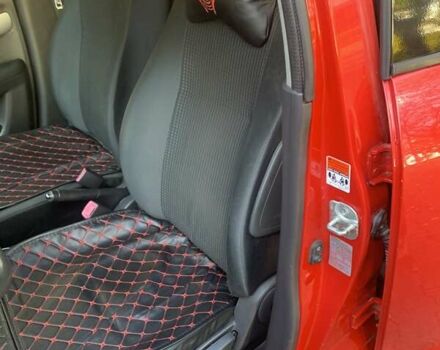 Червоний Сузукі Свифт, об'ємом двигуна 1.3 л та пробігом 184 тис. км за 4800 $, фото 12 на Automoto.ua