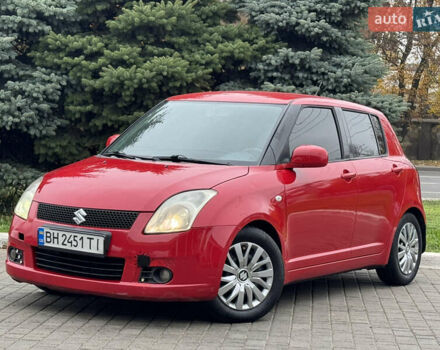 Красный Сузуки Свифт, объемом двигателя 1.49 л и пробегом 160 тыс. км за 5300 $, фото 1 на Automoto.ua