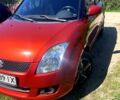 Красный Сузуки Свифт, объемом двигателя 1.3 л и пробегом 267 тыс. км за 5300 $, фото 1 на Automoto.ua